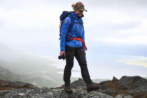 jennifer walking on the mountain